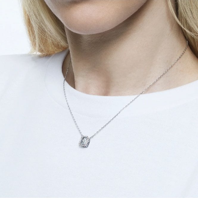Una Pendant Necklace with Octagon-Cut White Crystal in Rhodium Silver