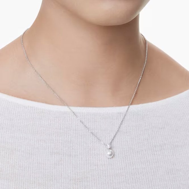Matrix Pearl Pendant Necklace with Round-Cut White Crystal in Rhodium Silver