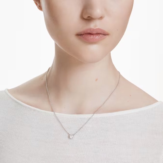 Imber Pendant Necklace with Round-Cut White Crystal in Rhodium Silver