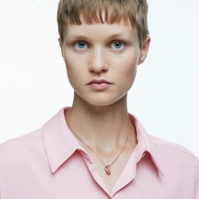 Hyperbola Pendant Necklace with White Crystal in Rose Gold