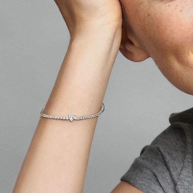 Sparkling Heart Tennis Bracelet, 18cm