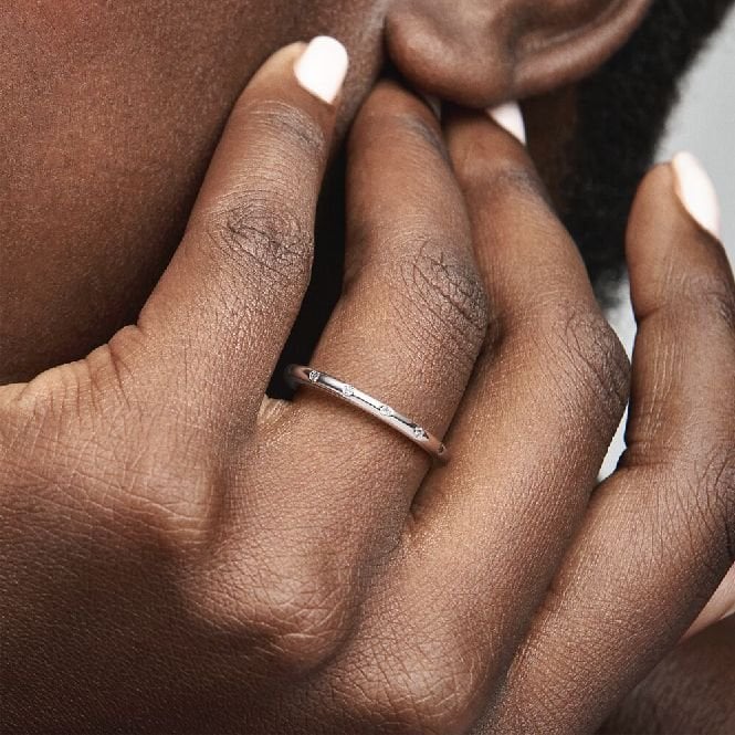 Simple Sparkling Band Ring, Size 56