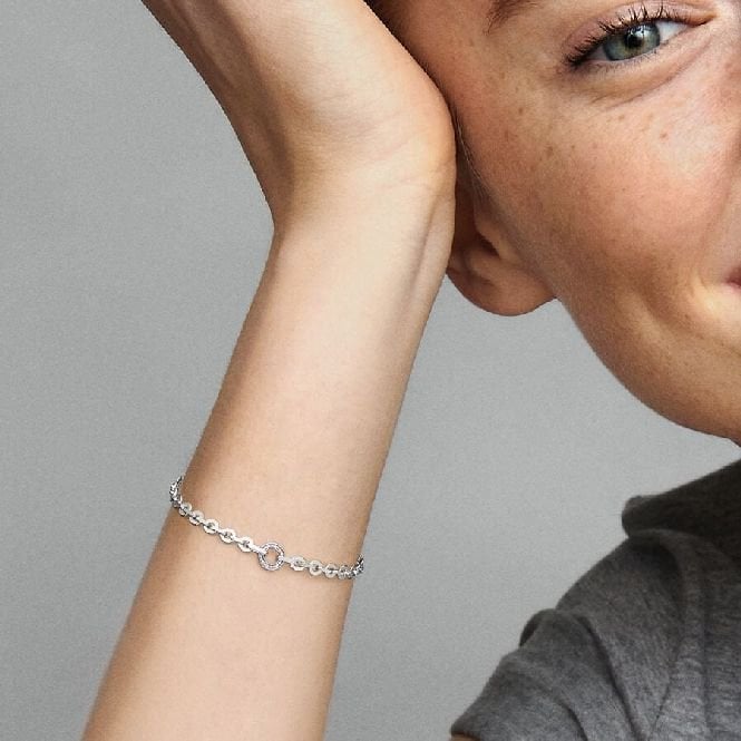 Signature Pave Bold Chain Bracelet, 16cm