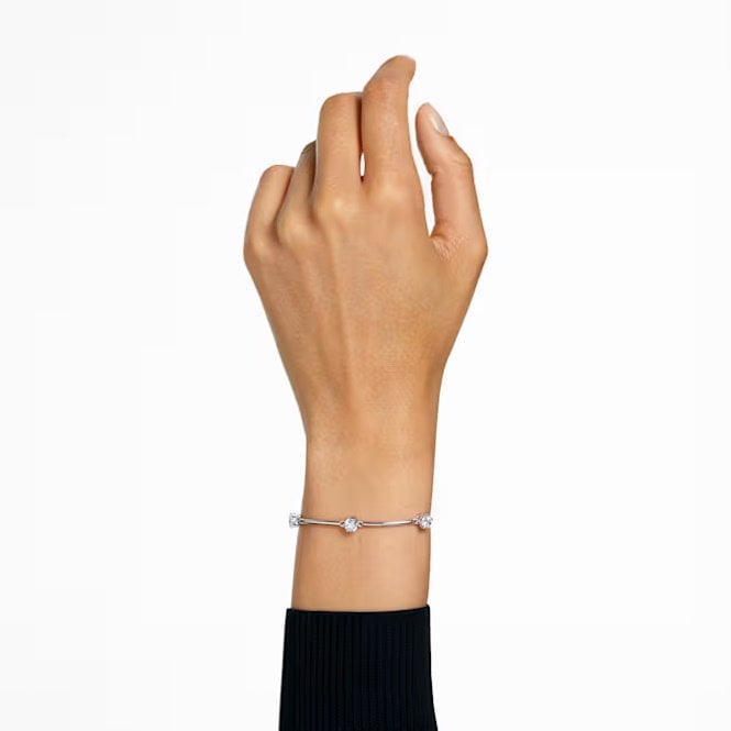 Constella Bangle with Round-Cut White Crystal in Rhodium Silver
