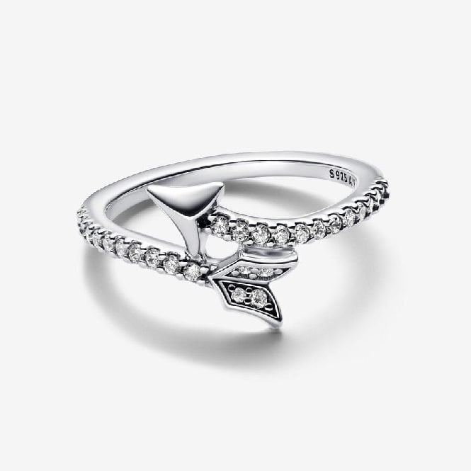 Sparkling Arrow Ring, Size 52