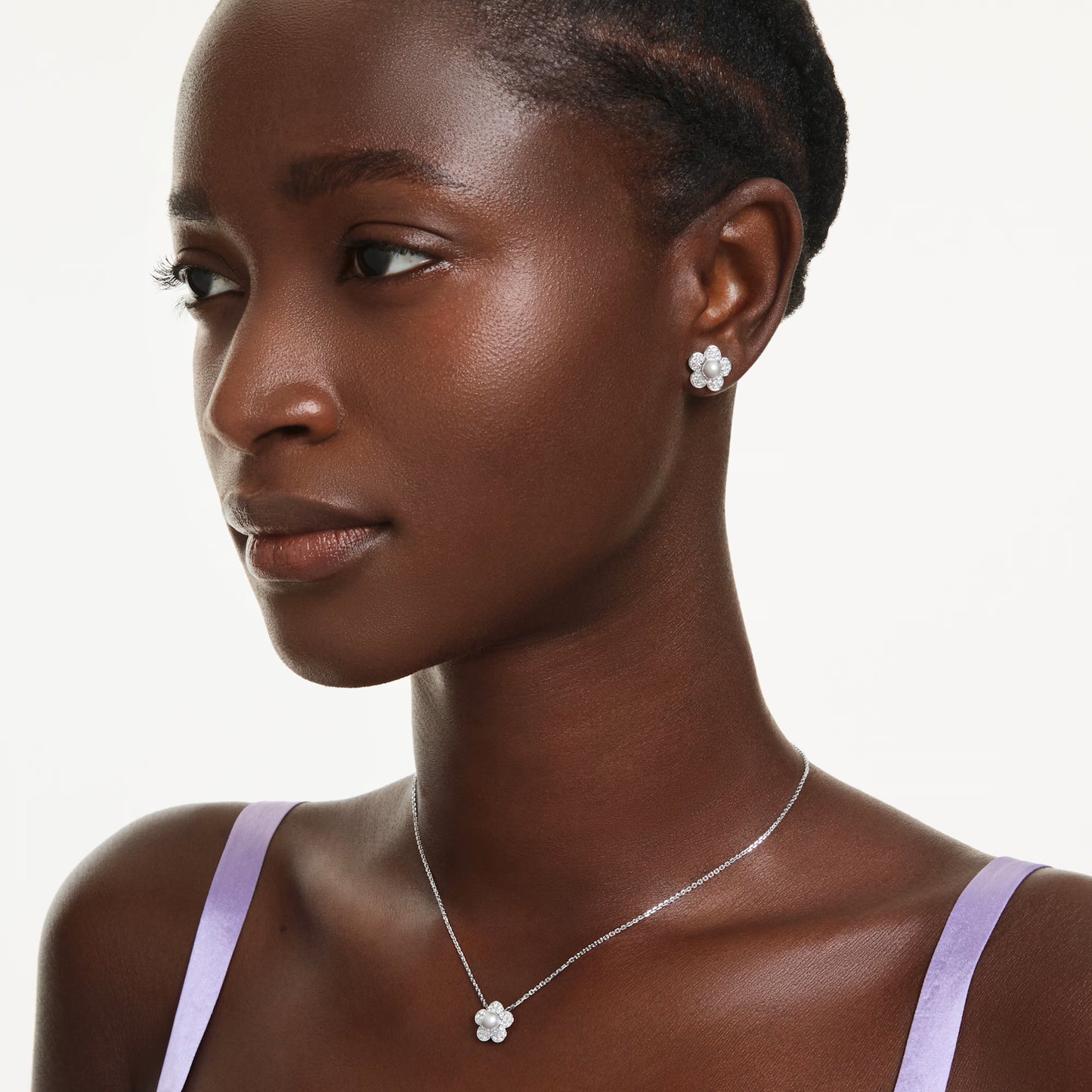 Ariana Grande x Swarovski Flower Necklace & Earrings Set with Round-Cuts & Pearl in Rhodium Silver