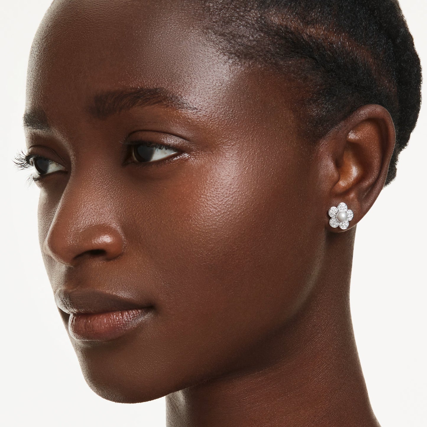Ariana Grande x Swarovski Flower Stud Earrings with Round-Cut Crystal & Pearl in Rhodium Silver