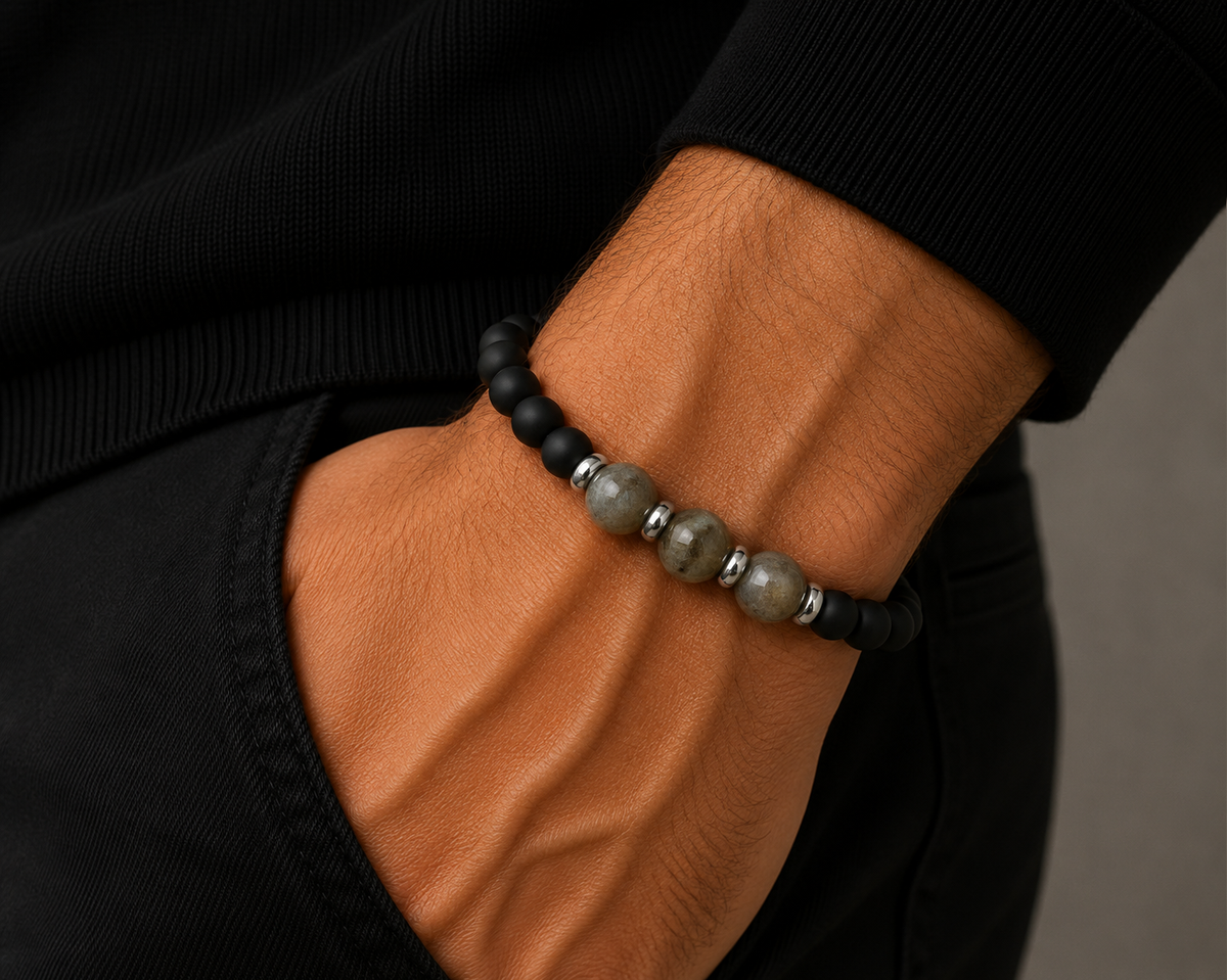 Grace & Co Men's Labodorite Grey and Matt Onyx Beaded Bracelet, 22cm