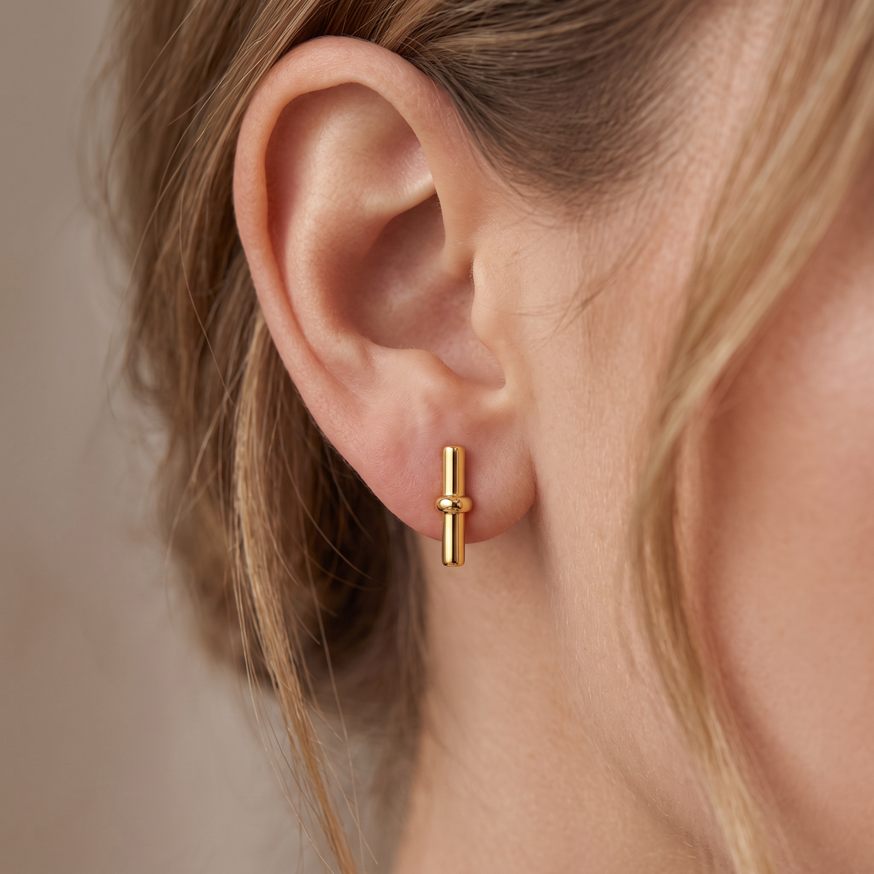 Grace & Co Gold Plated Bar Stud Earrings