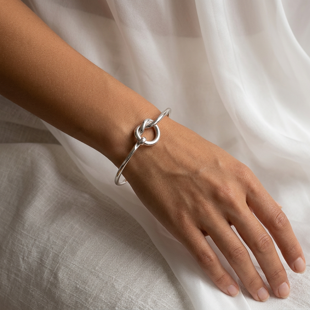 Grace & Co Solid Silver Love Knot Bangle
