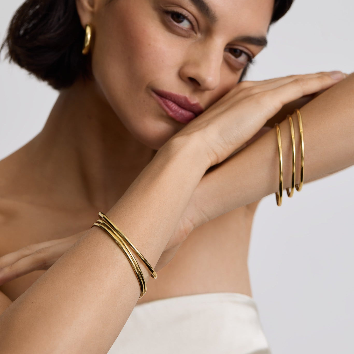 D.Louise Gold Classic Bangle