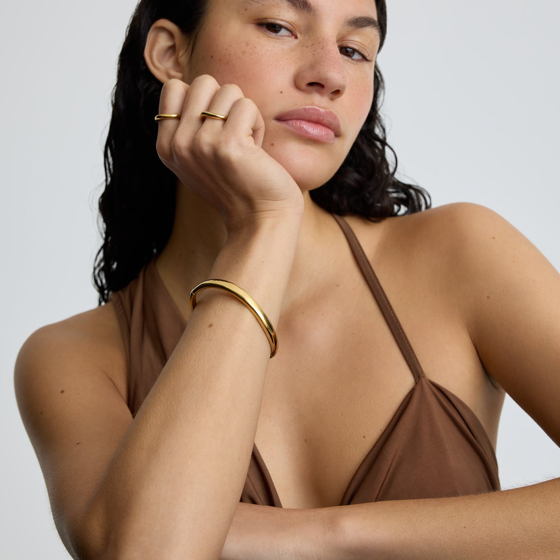 D.Louise Gold Wave Bangle
