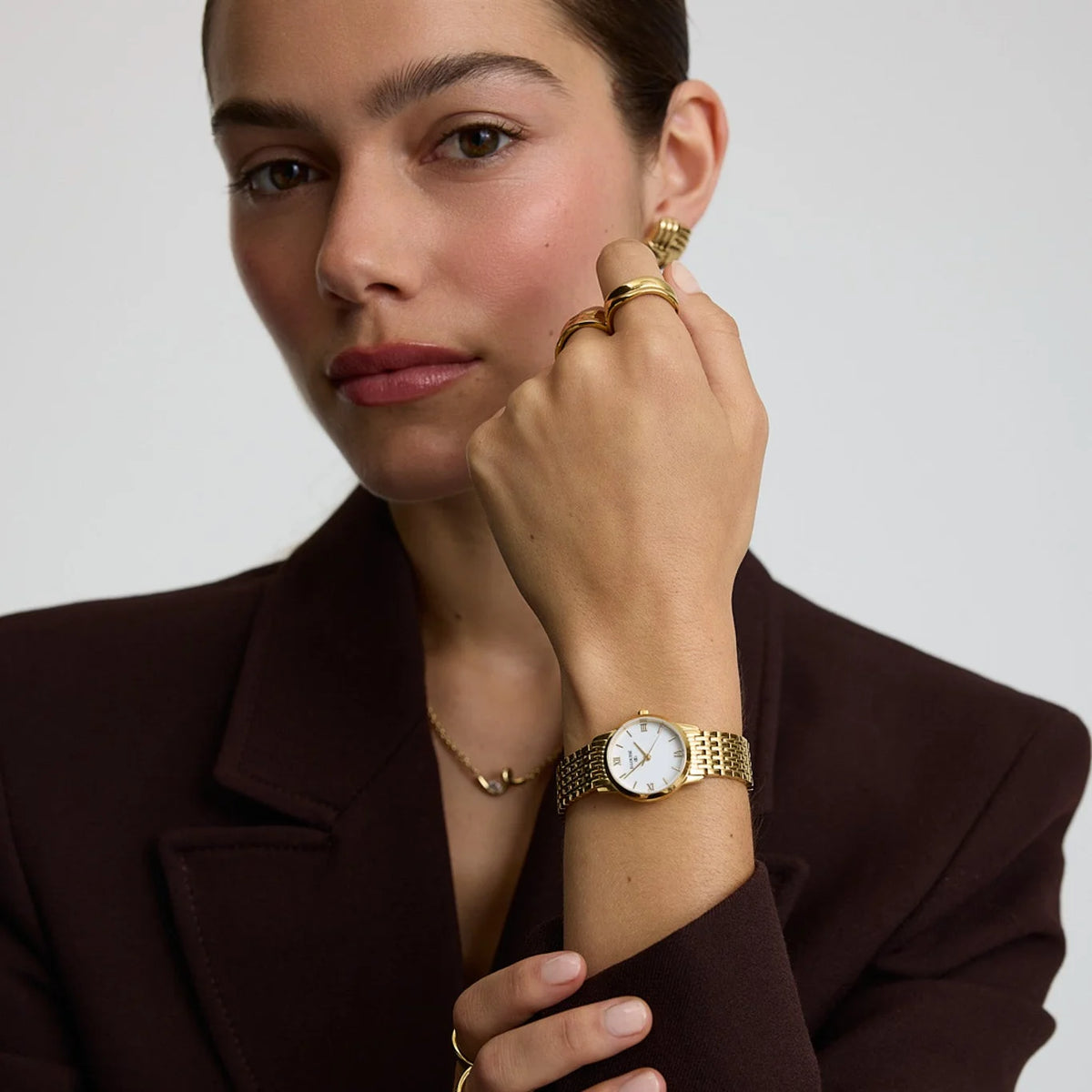 D.LOUISE Classic Link Round Gold Watch